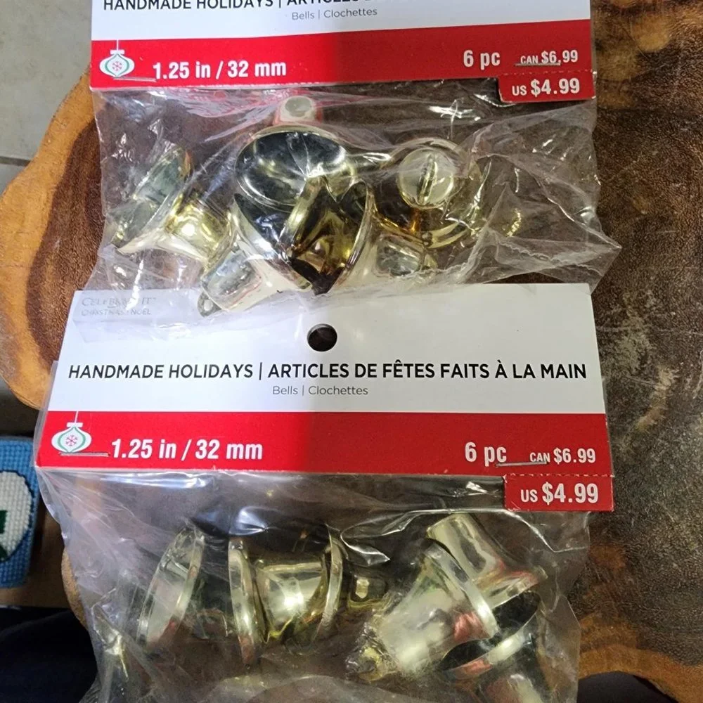 Lot of Various Christmas Items